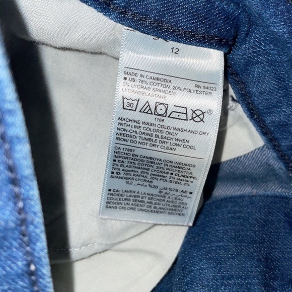 Old Navy super skinny Jeans - Picture 3 of 3